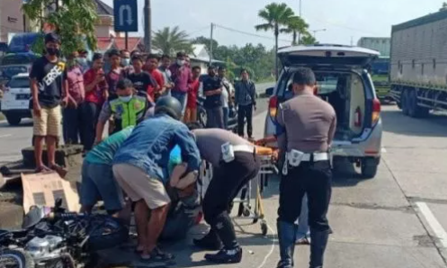 Dump Truck vs L300 di Jalan Lintas Duri-Pekanbaru, Satu Orang Tewas